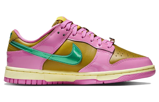Nike Dunk Low QS