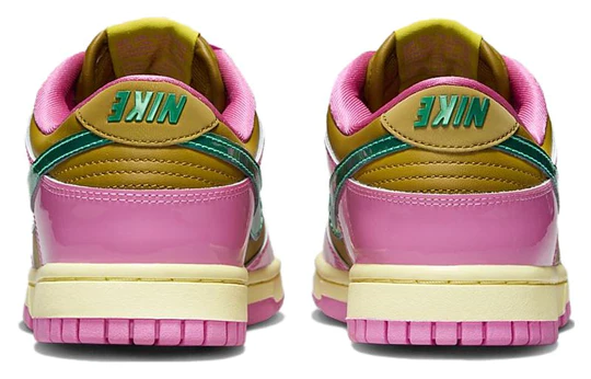 Nike Dunk Low QS