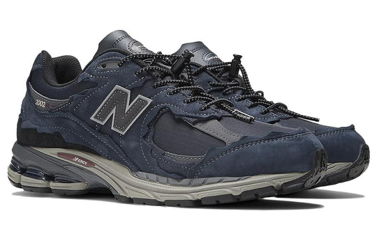 New Balance 2002R