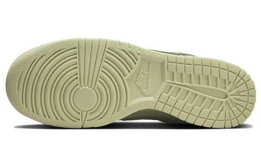 Nike Dunk Low Retro Premium