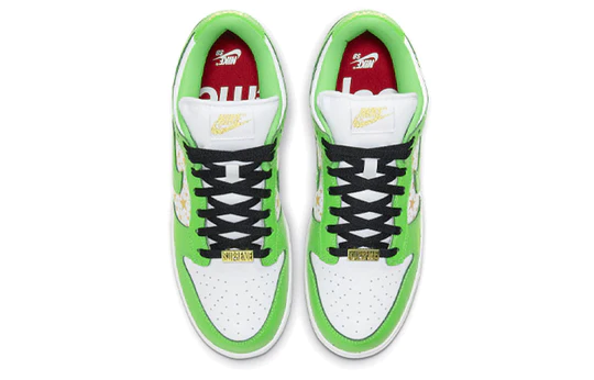 Nike  Dunk Low