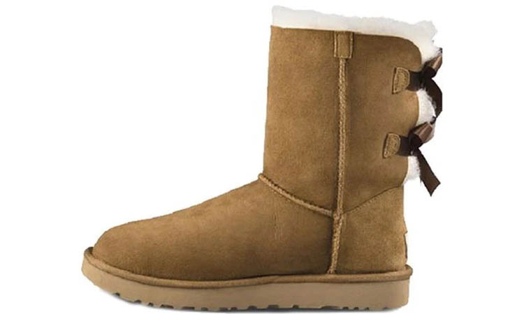 UGG Bailey Bow II Boot Chestnut (W)