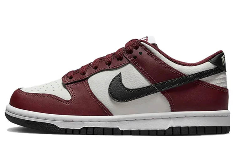 Nike Dunk Low