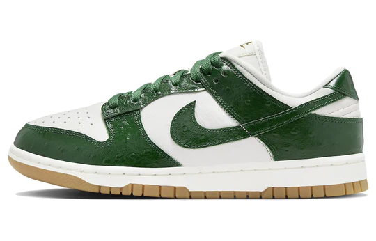 Nike Dunk Low LX
