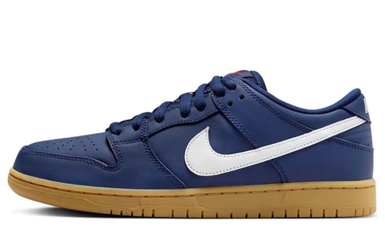 Nike SB Dunk Low Navy Gum