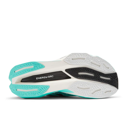 New Balance FuelCell SuperComp Elite v4