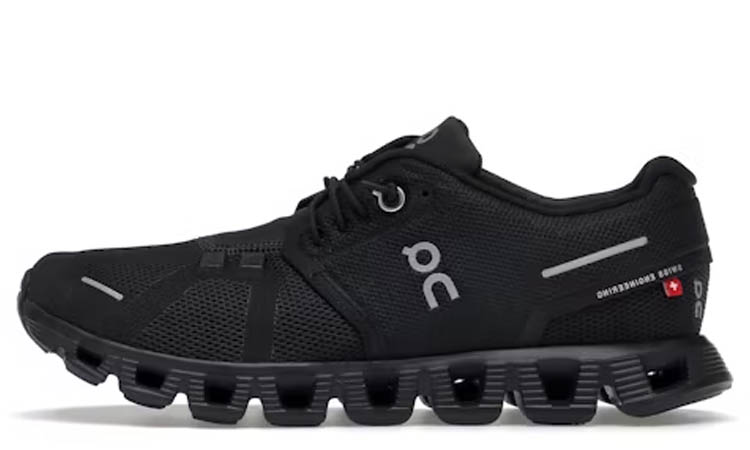 On Running Cloud 5 All Black (W)